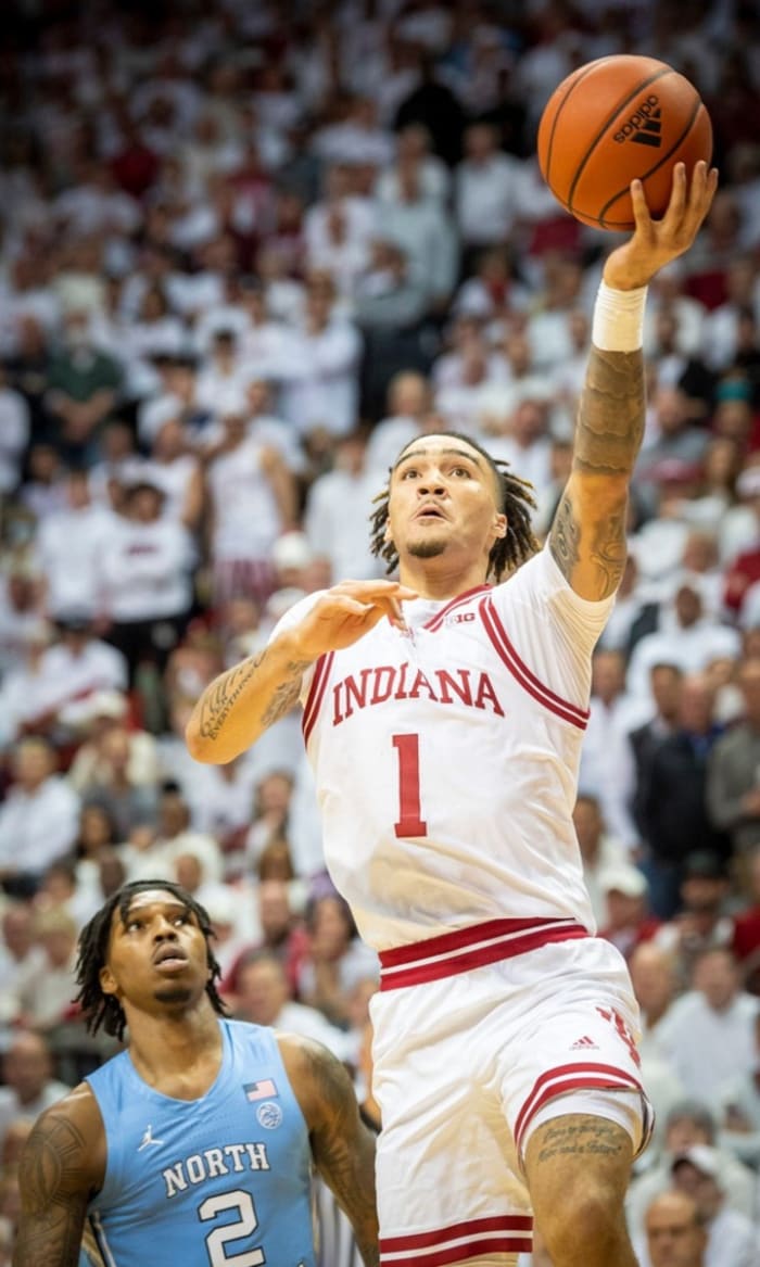 Jalen Hood-Schifino (1) scores during the Indiana versus North Carolina men's basketball game